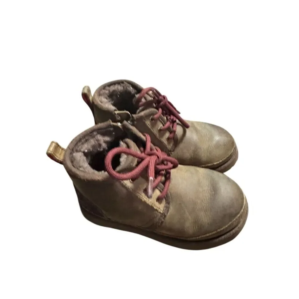 UGG neumel ii